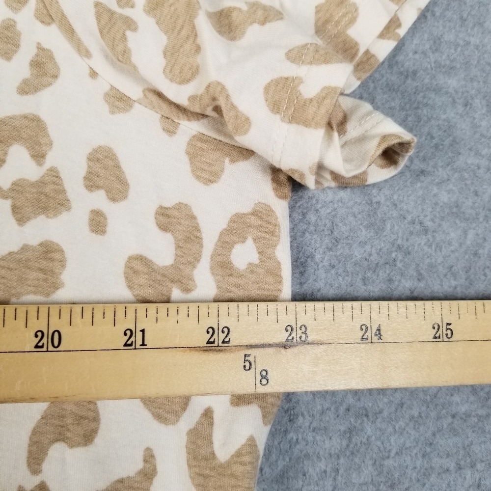 Old Navy Luxe T Shirt Women's XL V Neck Leopard Print Short Sleeve Tan White Tee - Picture 7 of 8